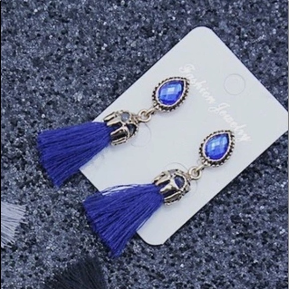 Boho Yarn Tassel Rhinestone Drop Fashion Earrings - Picture 2 of 3